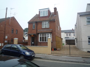 image of Room 4, 62 Lake Street, 