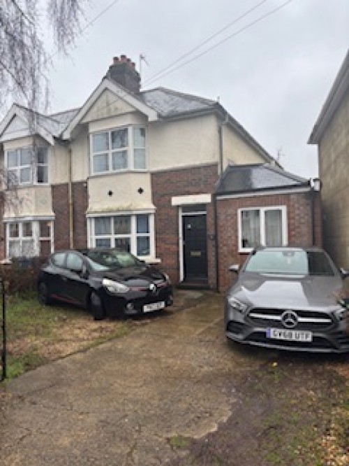 Arrange a viewing for Cricket Road, Oxford