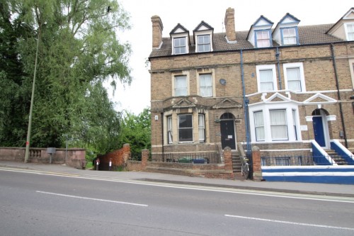 Arrange a viewing for Room 8 8 Botley Road, Oxford