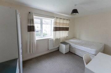image of 64 Lake Street Room 7, 
